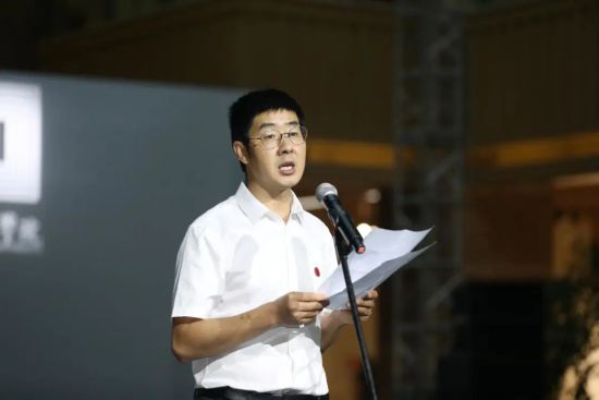 图为437必赢会员中心美术学院副院长罗晓欢致辞。 437必赢会员中心美术学院供图
